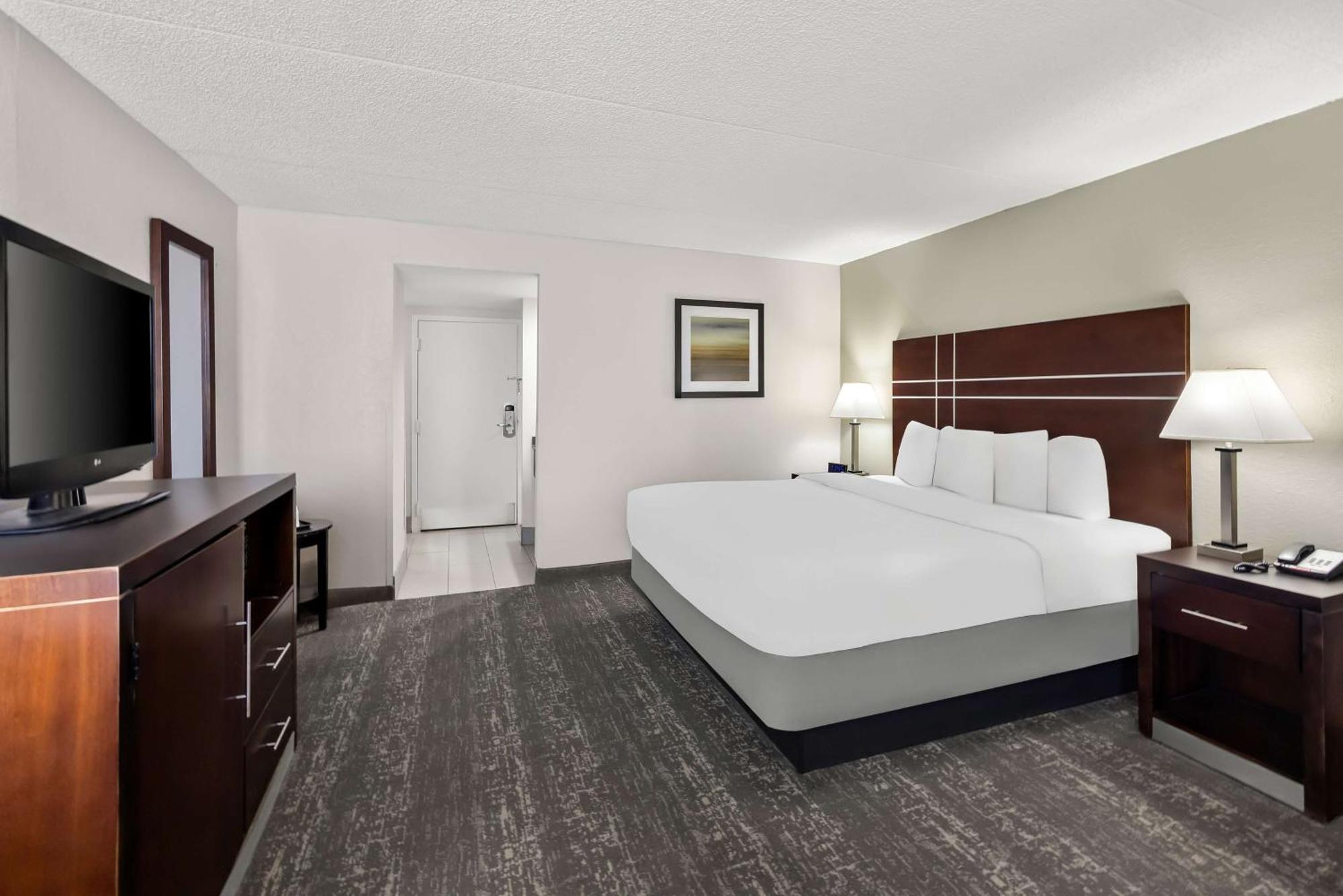 Best Western Luxbury Inn Fort Wayne Exterior foto