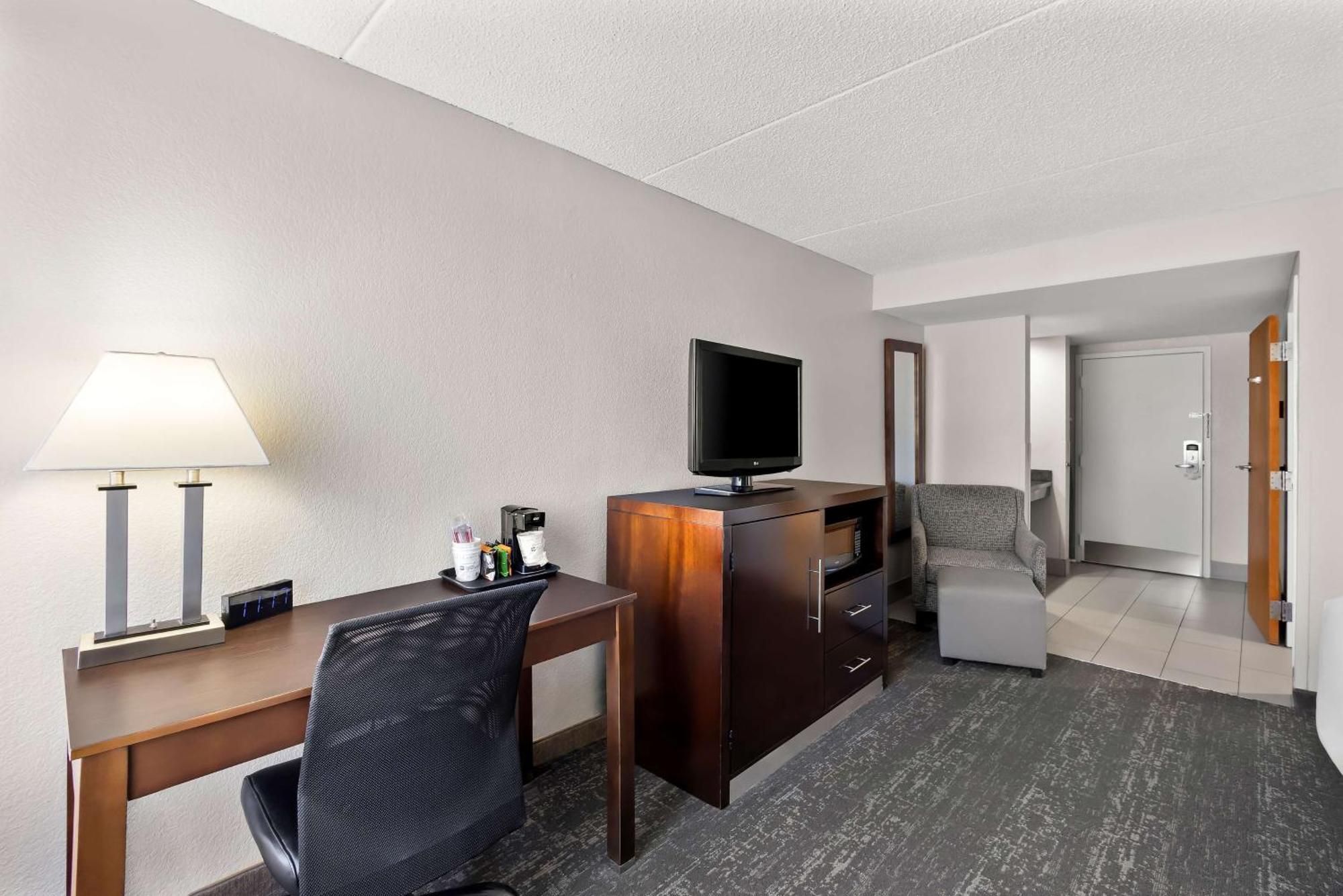 Best Western Luxbury Inn Fort Wayne Exterior foto